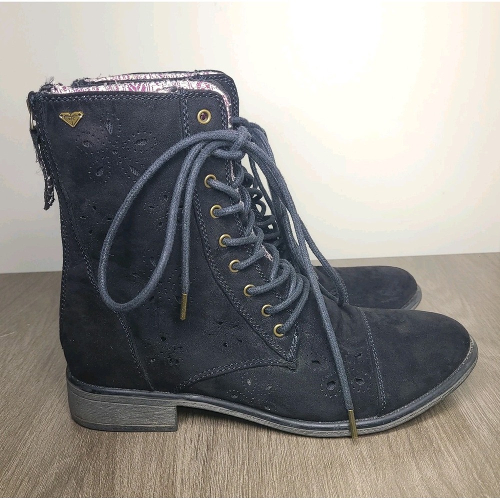 Roxy Boots Womens 8 Black Floral Cutout Lace Up Back Zip Combat Ankle Booties